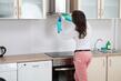 Redovno održavate šporet i frižider, ali zaboravljate na jedan uređaj: Kako čistiti kuhinjsku napu