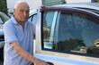 U 102. godini mu produžena vozačka dovola