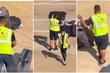 Viralni snimak: Pogledajte kako se radnik na aerodromu iživljava na torbama putnika