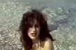 Doris Dragović je 1983. snimila spot koji je smatran provokativnim, pjevačica privukla pažnju u bikiniju