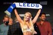 Svjetska bokserska prvakinja obećala nezaboravan trenutak igračima Leedsa ukoliko ostanu u ligi