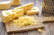 Znate li zašto švicarski sir ima rupe?