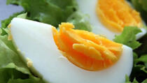 Dodajte sodu bikarbonu kada kuhate jaja - razlog je genijalan