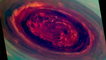 NASA snimila uragan na sjeveru Saturna