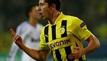 Lewandowski udario navijača Dortmunda!