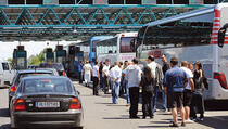 Putnici po više sati čekaju na Horgošu