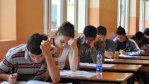 Više od 24.000 učenika na Kosovu polaže prvi dio testa postignuća