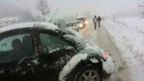 Zbog snijega povećan broj saobraćajnih nezgoda na Kosovu
