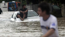Oluje odnijele 42 života, 40.000 turista blokirano u Acapulcu