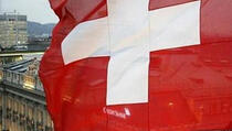 Švicarci na referendumu odlučuju o minimalnoj plati od 4.000 franaka