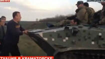 VIDEO: Ukrajinac odlučio zaustaviti tenk golim rukama