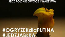 Poljaci jedu jabuke u inat Putinu