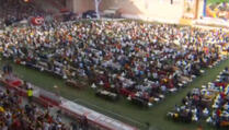 Nijemci na stadion donesu kauč i gledaju utakmicu