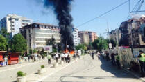 Mitrovica: Dvije eksplozije kod mosta, ima povrijeđenih (FOTO)