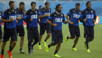 Urugvaj i Italija u borbi za osminu finala
