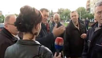 VIDEO: Milorad Dodik fizički nasrnuo na novinarku