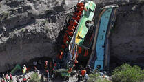 U prevrtanju autobusa poginulo 20 ljudi, 17 povrijeđenih