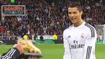 Pogledajte kako je Ronaldo nestrpljivo čekao nagradu