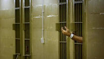 Obama krije 2.100 fotografija mučenja zatvorenika od strane vojske