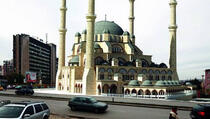 Ovako će izgledati najveća džamija na Kosovu (FOTO)