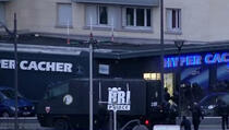 Policija upada u supermarket u Parizu