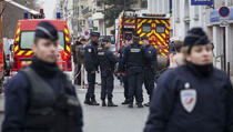 Pariz: Policajka ranjena vatrenim oružjem ispred Hollandeove rezidencije