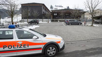 Švicarska: Albanac (52) izboden nožem dok je branio Srbina (22)