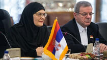Predsjednica Skupštine Srbije u hidžabu