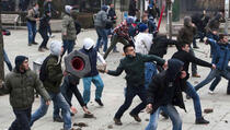 Jednomjesečni pritvor za 17 demonstranata u Prištini