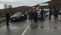 Teška saobraćajna nesreća na putu Priština-Đakovica (Foto)
