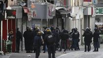 Pariz: Uhapšeno sedam osoba, troje mrtvih