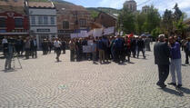 U Prizrenu se slavilo, ali i protestovalo