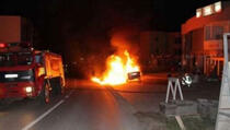 Mitrovica: Zapaljena vozila pripadnika Policije Kosova