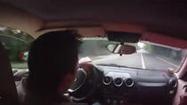 Kako je vozač Ferrarija F430 izbjegao saobraćajnu nesreću