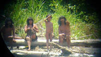 Amazon: Nove fotografije izoliranog plemena