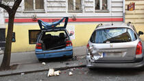 Policajac visokog čina vozio pijan i udario 51 automobil u Pragu