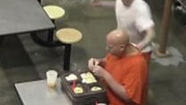 Sedmero nevinih ljudi koji su na dva mjeseca pristali ući u zloglasni zatvor (VIDEO)