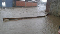 Poplave u većini gradova na Kosovu (Foto/Video)