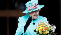 Evo zašto britanska kraljica Elizabeth II nema pasoš svoje zemlje