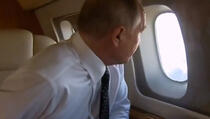 Putin se iznenadio kao nikad u životu: Dok je avionom napuštao Siriju primijetio je nešto jako čudno! (VIDEO)
