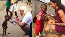 Pothranjeni nigerijski dječak sa dirljive fotografije danas ide u školu