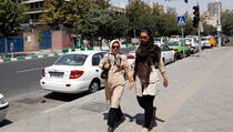 Iran: Djevojke prerušene u muškarce pokušale ući na stadion 