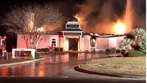 Trumpova igra vatrom: Zapaljena džamija u Teksasu