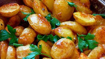 Lagani ručak: Francuski pečeni krompir sa preljevom