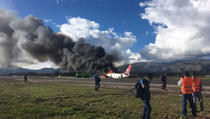 Avion sa 140 putnika zapalio se prilikom slijetanja (VIDEO)