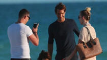 Od Federera tražila fotografiju, ali je zaboravila gaćice (FOTO)