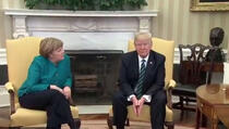 Trump odbio da se rukuje sa Angelom Merkel (VIDEO)