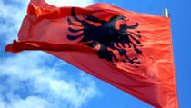 Dan albanske zastave državni praznik i na Kosovu