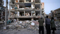 Bilans žrtava zemljotresa u Iranu porastao na 328, povrijeđeno 2.500 ljudi (VIDEO)
