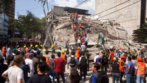 U zemljotresu u Meksiku poginulo 230 osoba, spasioci pretražuju ruševine (VIDEO)